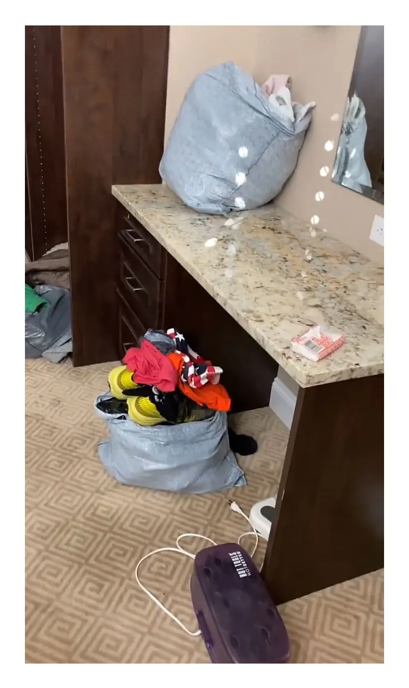 Jim Edmonds Returns Dirty and Messy House After Estranged Wife Meghan King Moves Out