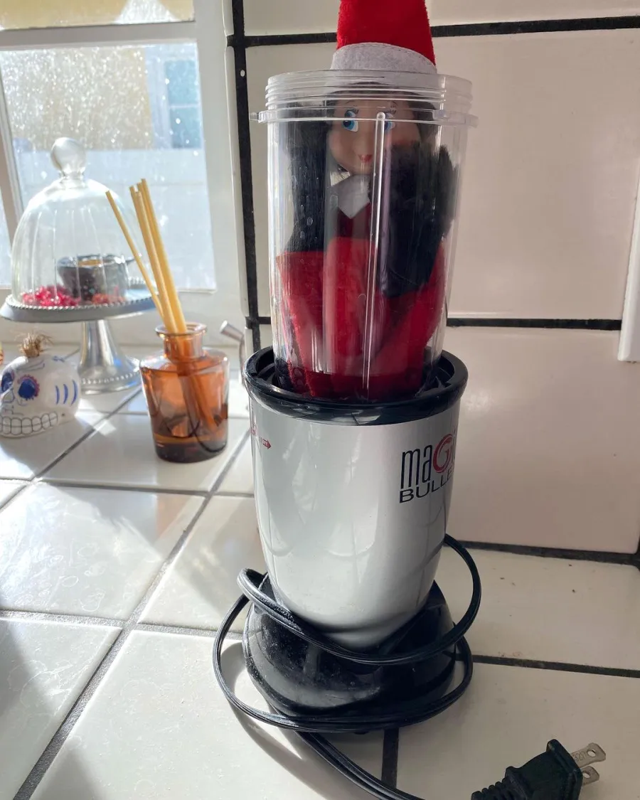 Jodie Sweetin Elf On A Shelf