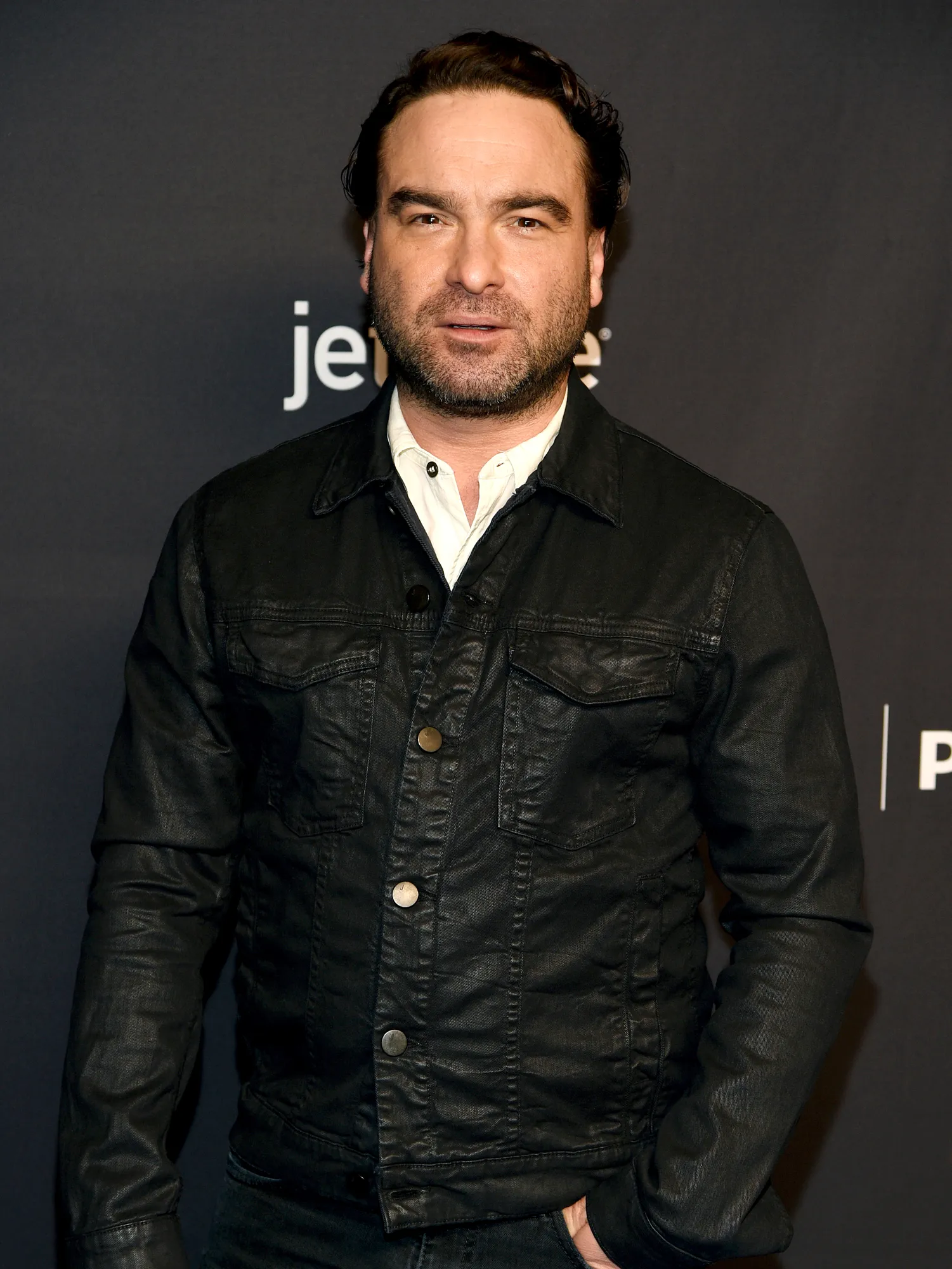 Johnny Galecki Bio