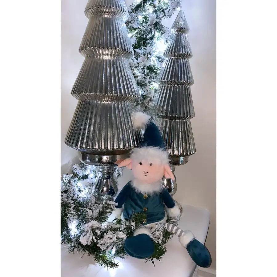 Kardashian-Jenner Family Shows Off Their 2020 Christmas Decorations