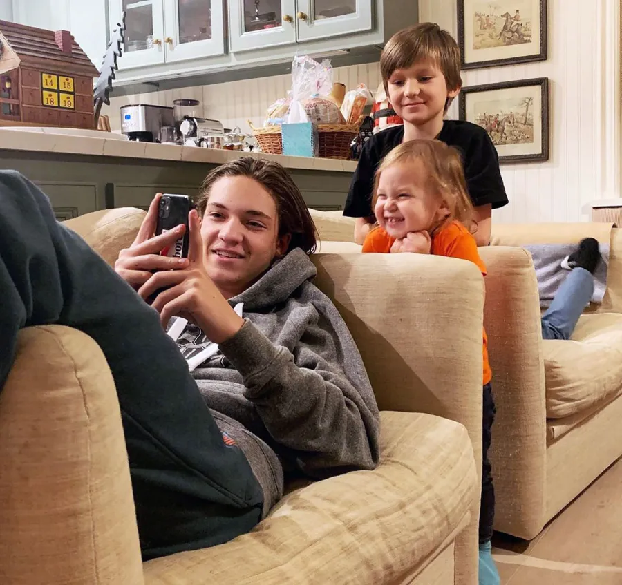 Kate Hudson Shows All 3 Kids in Sibling Shot: Happens ‘Once in a Blue Moon'