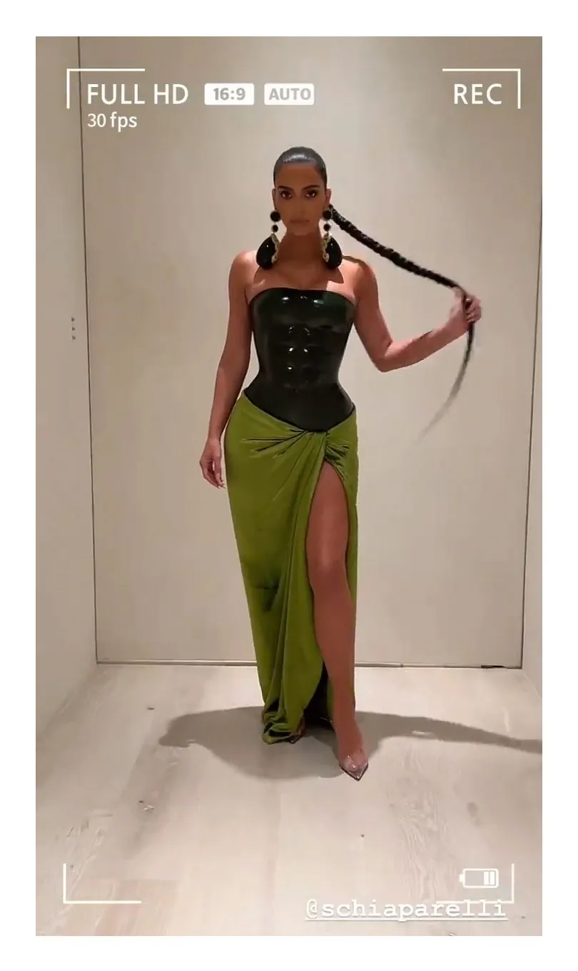 Kim Kardashian Instagram Christmas 2020