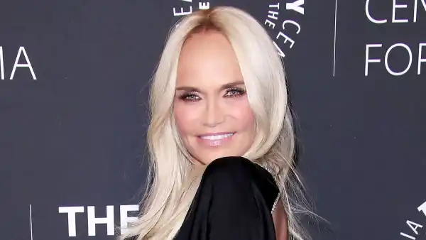 Kristin Chenoweth Admits Regifting Christmas Presents