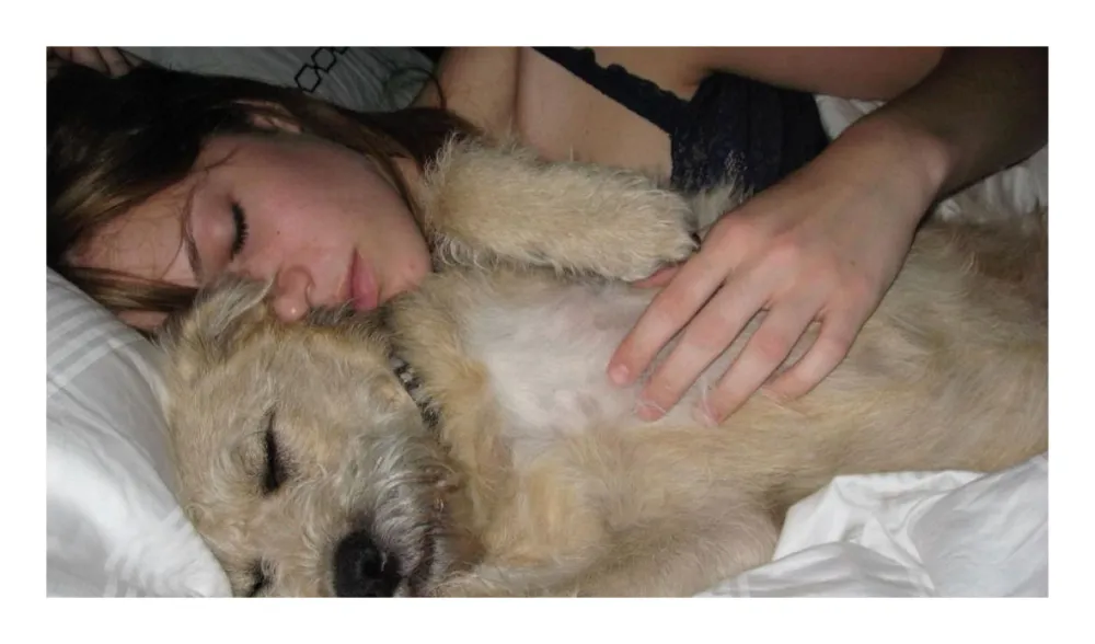 Mandy Moore Mourns Dog Joni Death