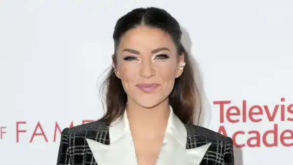 Gossip Girl’s Pregnant Jessica Szhor Reveals Sex of 1st Child at Baby Shower: Baby Bump Pic