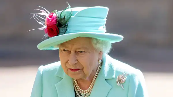 Queen Elizabeth Dog Vulcan Dies