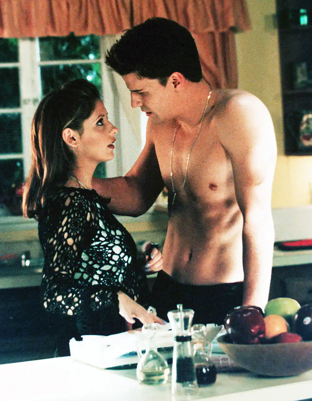 Freddie Prinze Jr Shares Kids Reaction to Mom Sarah Michelle Gellars Buffy Kissing Scenes