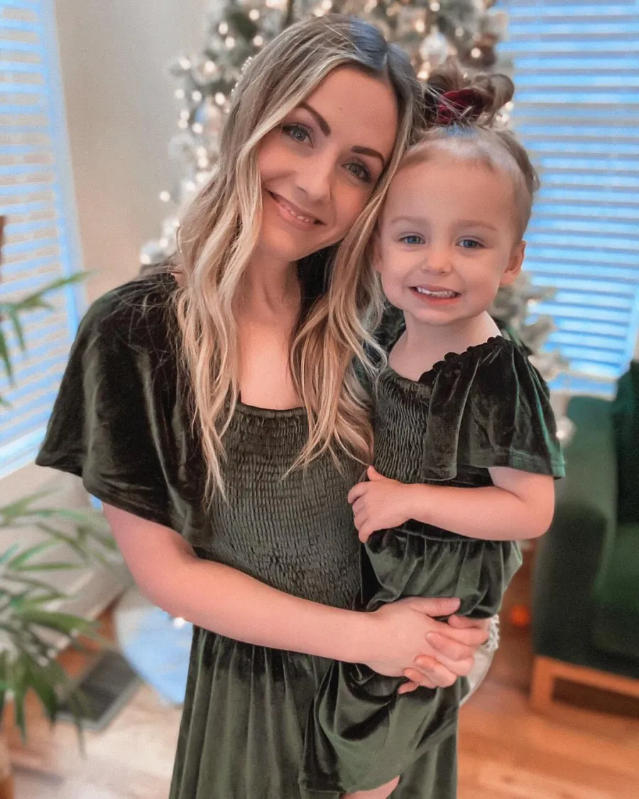 Signs That Carly Waddell Evan Bass Were Headed Split