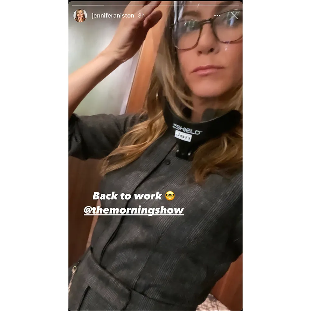 jennifer-aniston-zshield