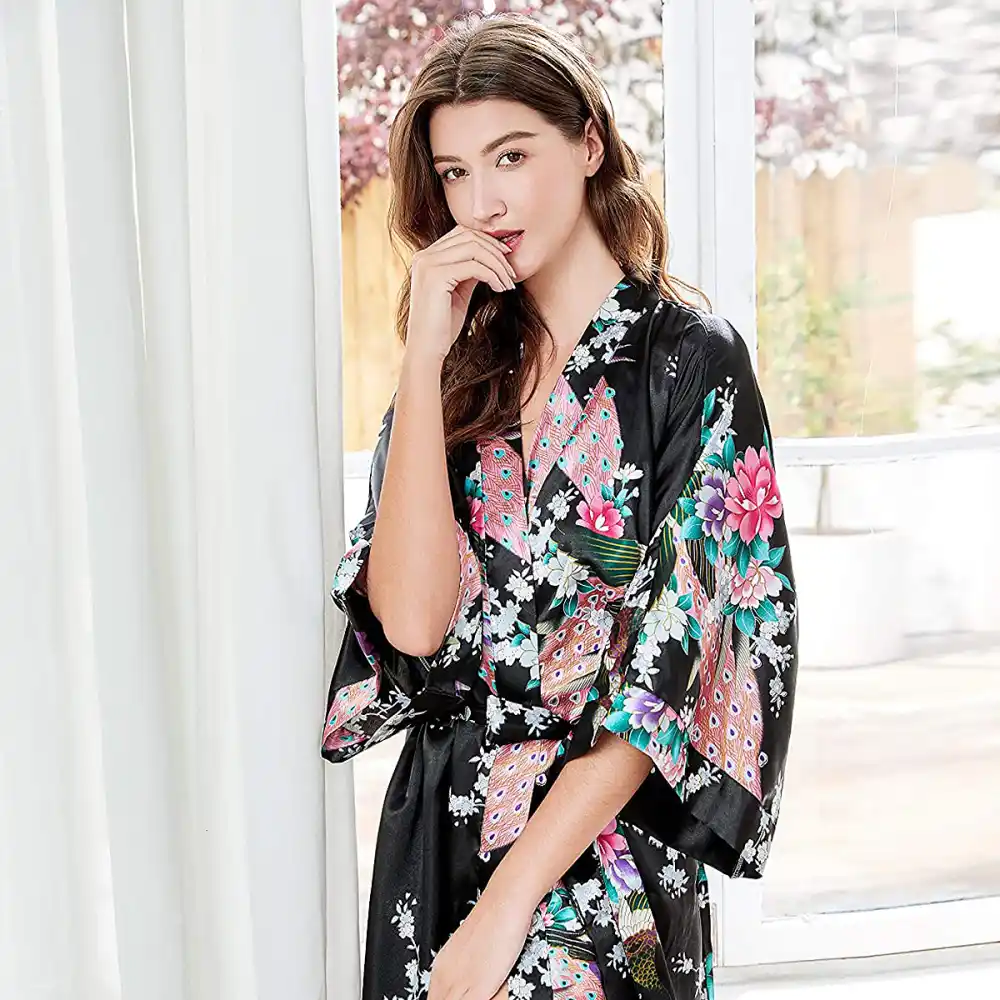 the-undoing-black-silk-robe