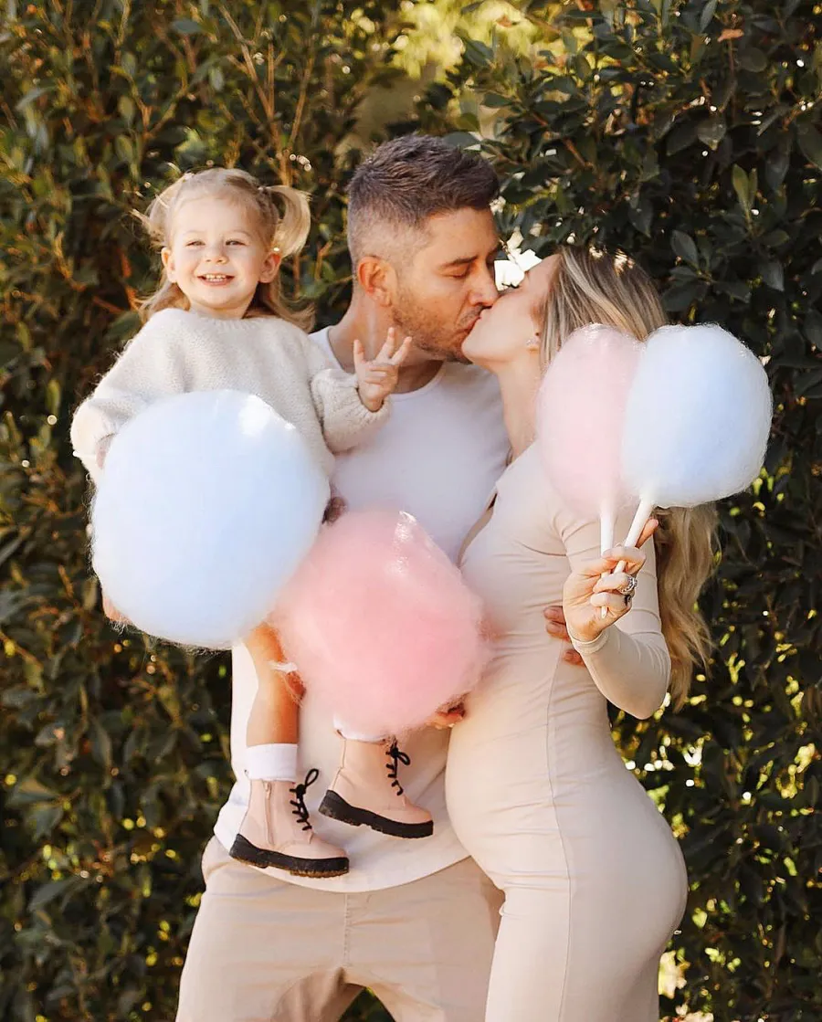 Pregnant Lauren Burnham and Arie Luyendyk Jr Reveal Twins Sexes