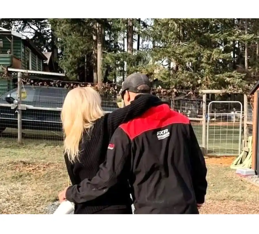 5 Things Know About Pamela Anderson Husband Dan Hayhurst