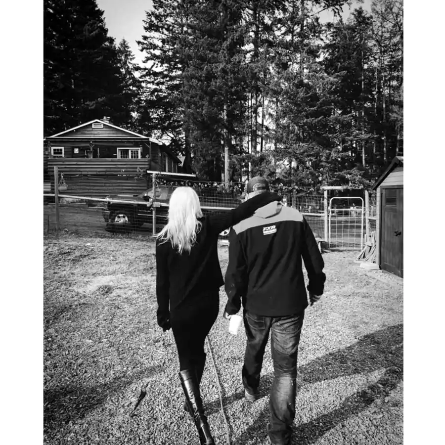 5 Things Know About Pamela Anderson Husband Dan Hayhurst