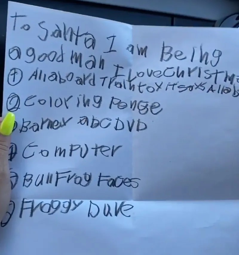 6 November 2020 katie-price-reveals-cute-letter-son-harvey-wrote-to-santa Katie Price