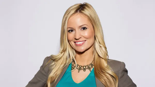 ‘Bachelorette’ Alum Emily Maynard Reveals She Was Diagnosed With Bell’s Palsy While Pregnant With 5th Child