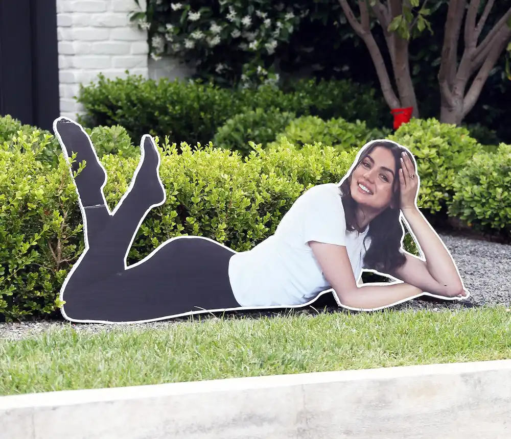 Ben Affleck&rsquo;s Ana de Armas Cutout Spotted in Trash Bin After Split