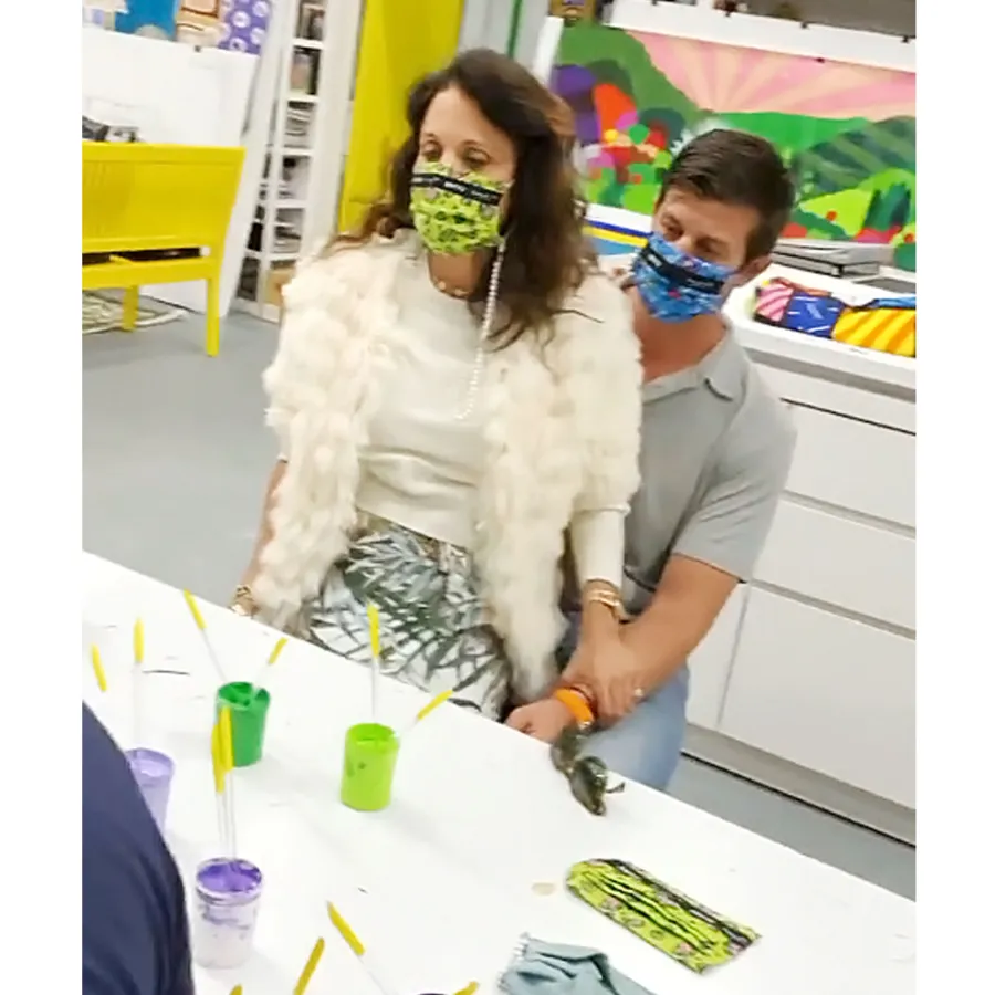 Bethenny Frankel Paul Bernon Spotted Holding Hands 2 Months After Split