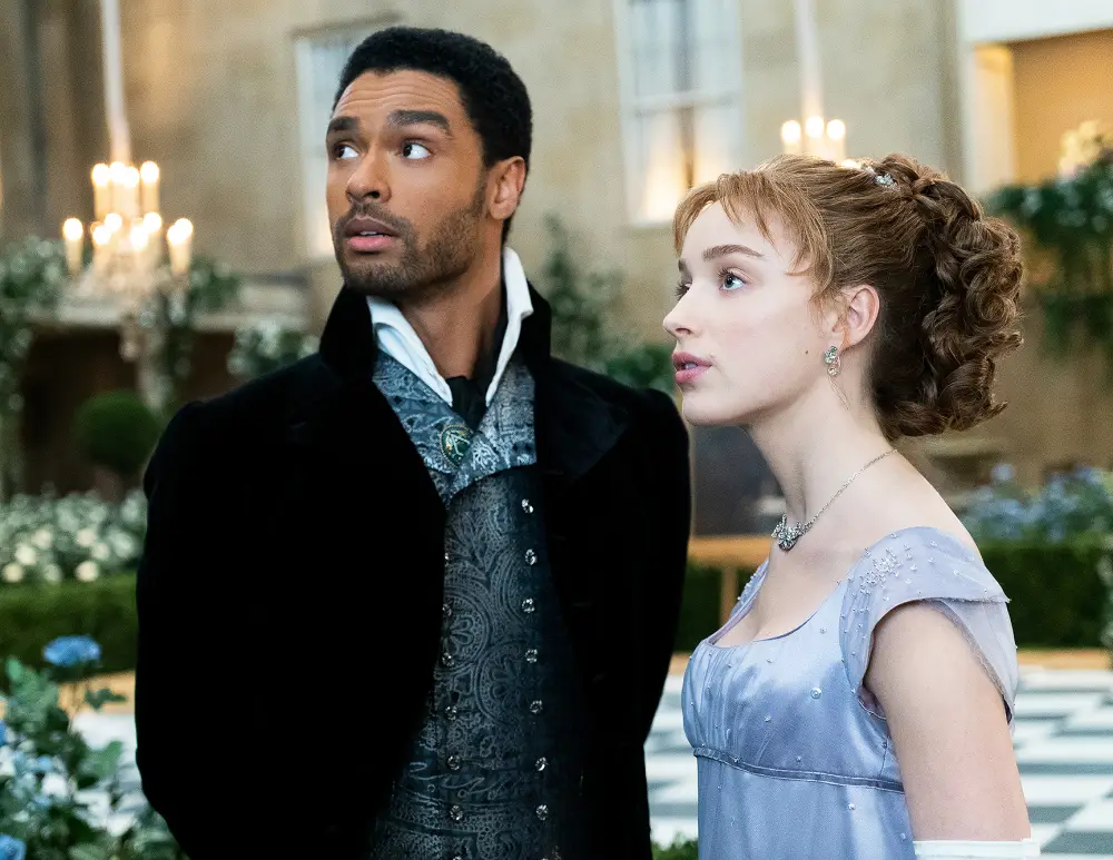 Bridgerton&rsquo;s Phoebe Dynevor Reveals What Regé-Jean Page Smells Like