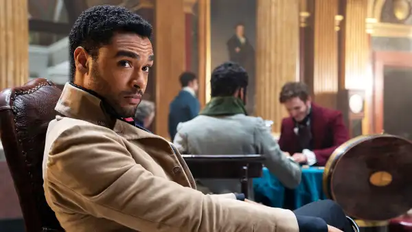 Bridgerton’s Rege-Jean Page Reveals His Vice While on Set
