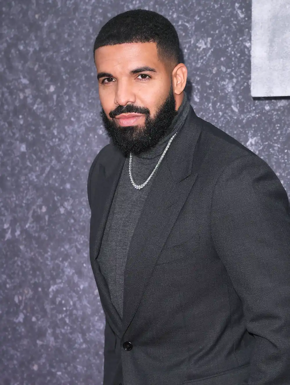 Drake Is Delaying His &lsquo;Certified Lover Boy&rsquo; Album After Undergoing Surgery