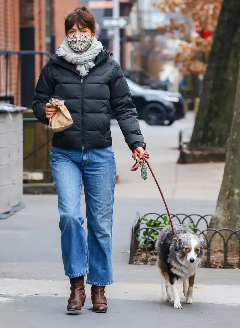 Helena Christensen dog walking