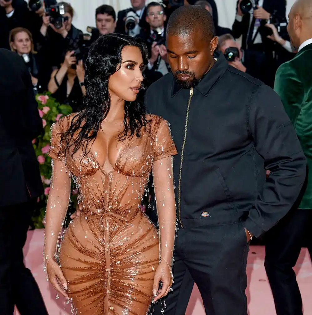 How the Kardashians Really Feel About Kim Kardashian and Kanye West&rsquo;s Marital Woes