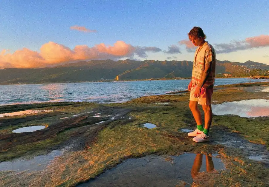 Inside Justin Bieber and Hailey Baldwin’s Romantic Hawaii Getaway