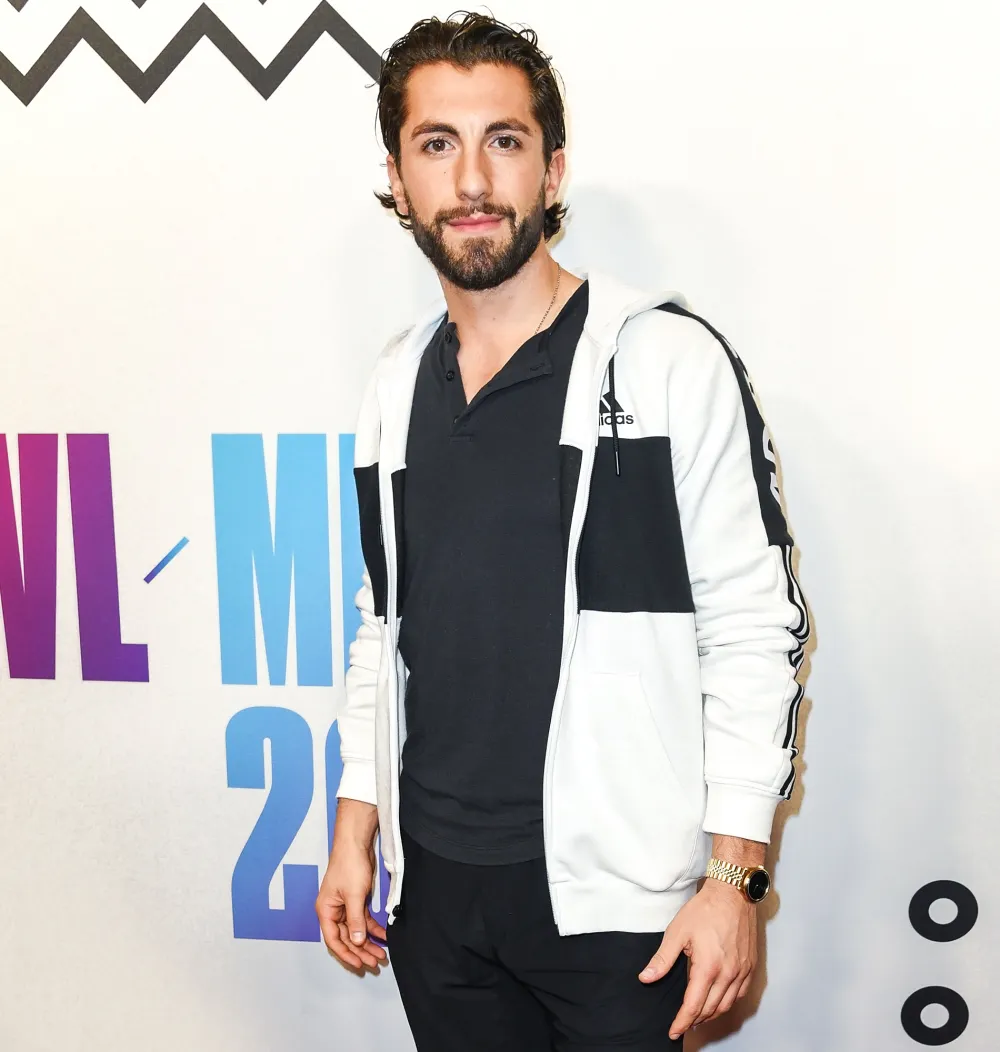 Jason Tartick Experienced Intense PainHis Lymph Nodes During COVID-19