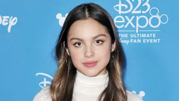 Olivia Rodrigo On Drivers License Love Triangle Theories Its Not Important