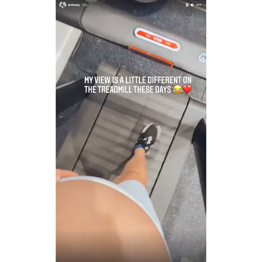 Pregnant Brittany Cartwright Baby Bump On Treadmill