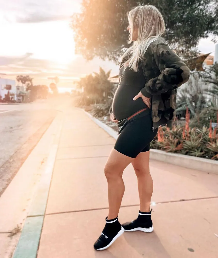 'BiP' Bump Album! See Krystal Nielson's Pregnancy Pics at 26 Weeks