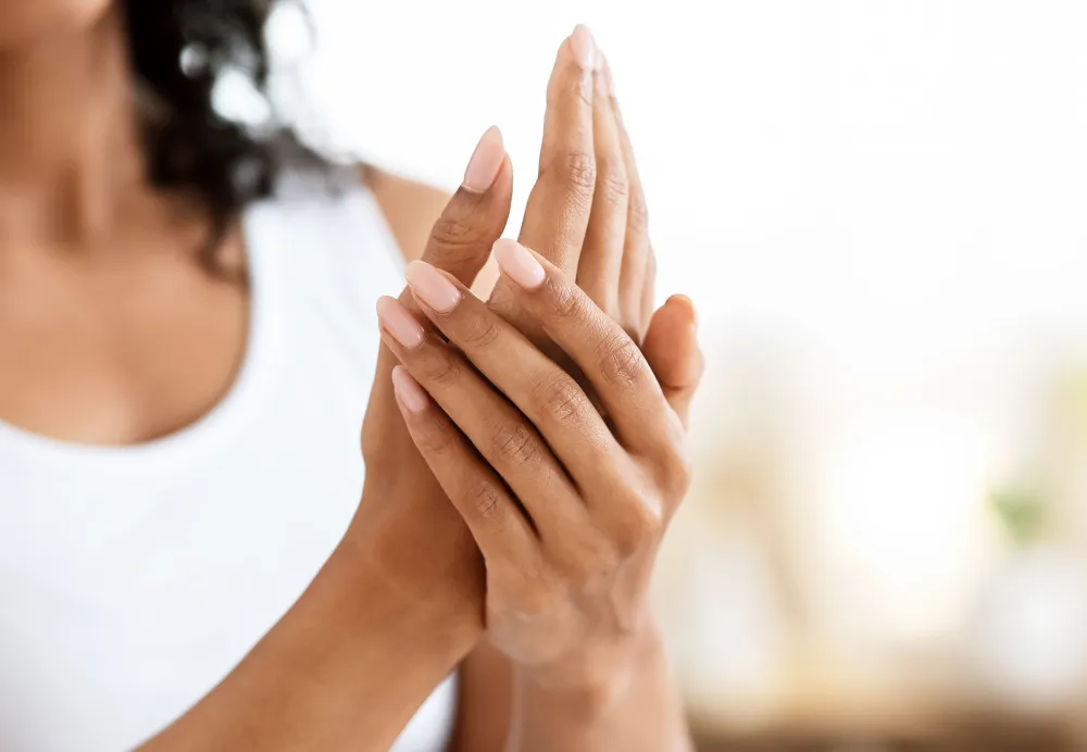 Tips From the Pros on How to Turn Your Hands Into Your Best Feature in 2021