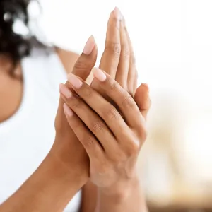 Tips From the Pros on How to Turn Your Hands Into Your Best Feature in 2021