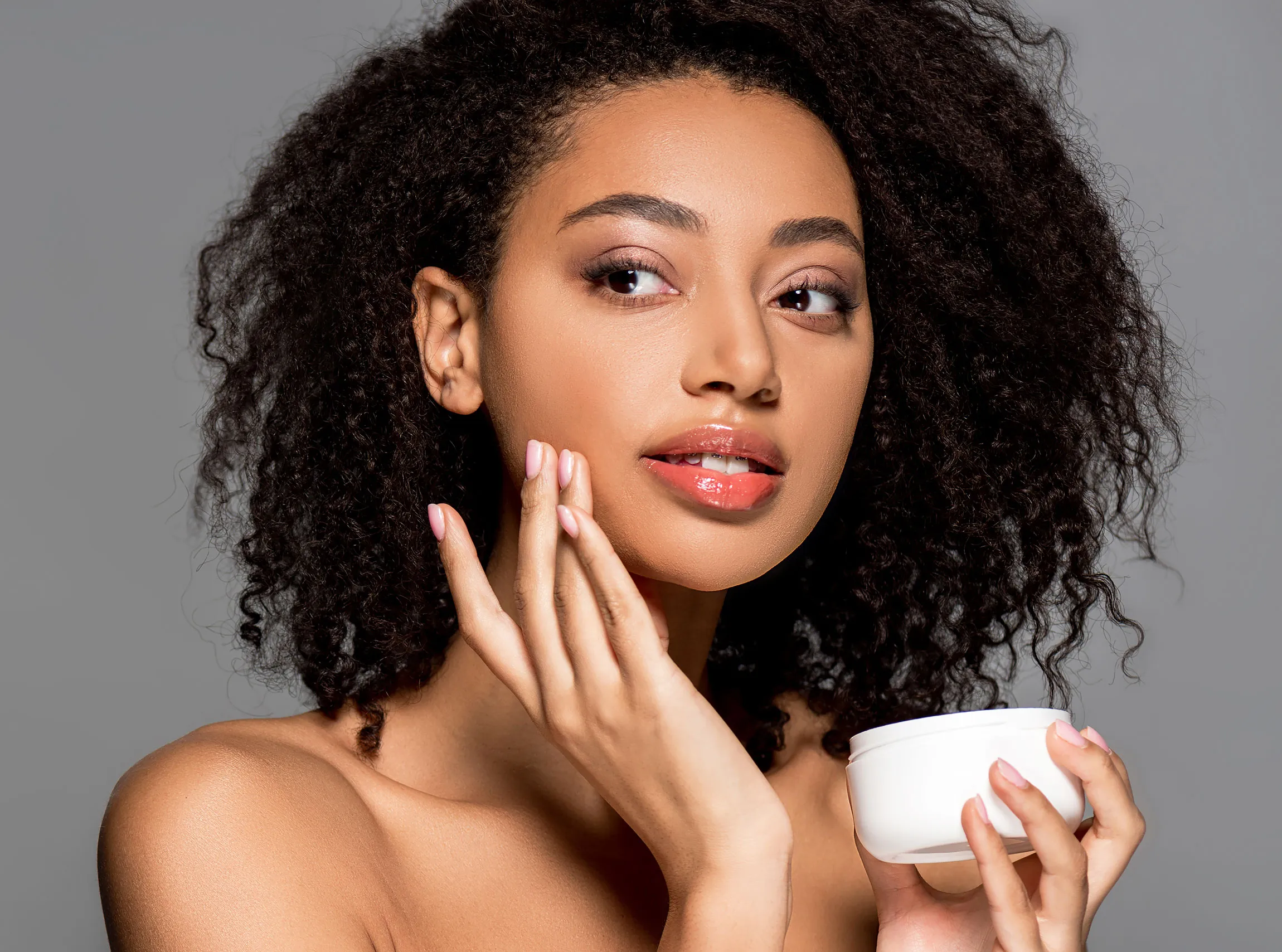 Top 5 Moisturizers to Combat Dry January