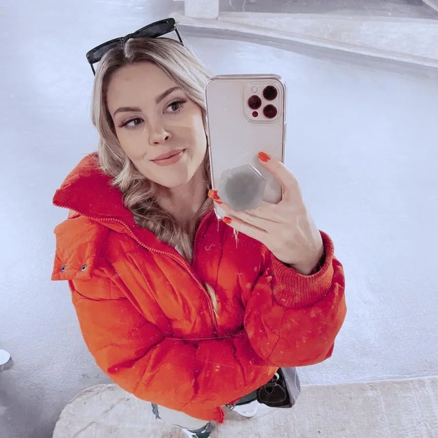 Who Is Anna Redman 5 Things to Know About the Bachelor Contestant