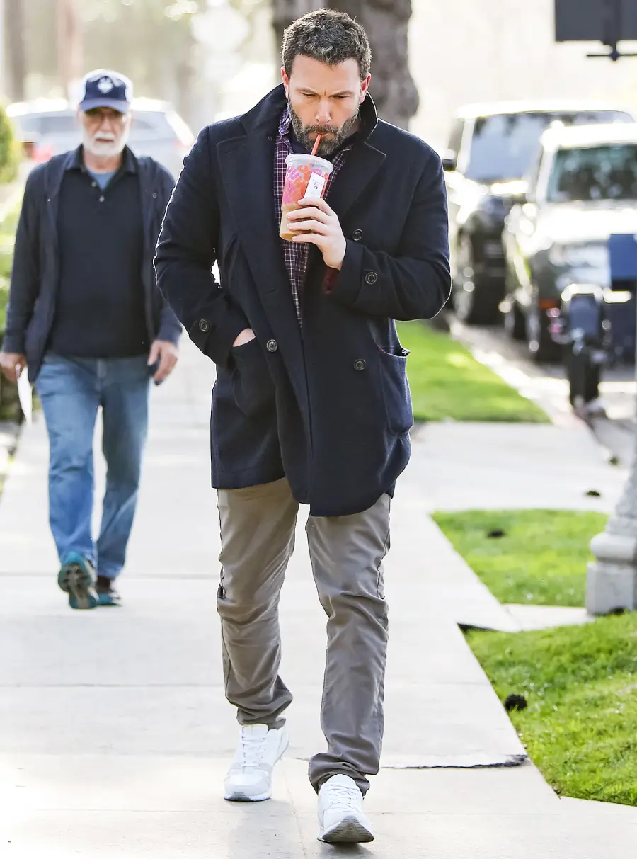 ben affleck dunkin Donuts