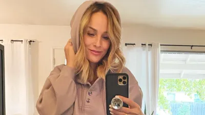 clare-crawley-button-hoodie