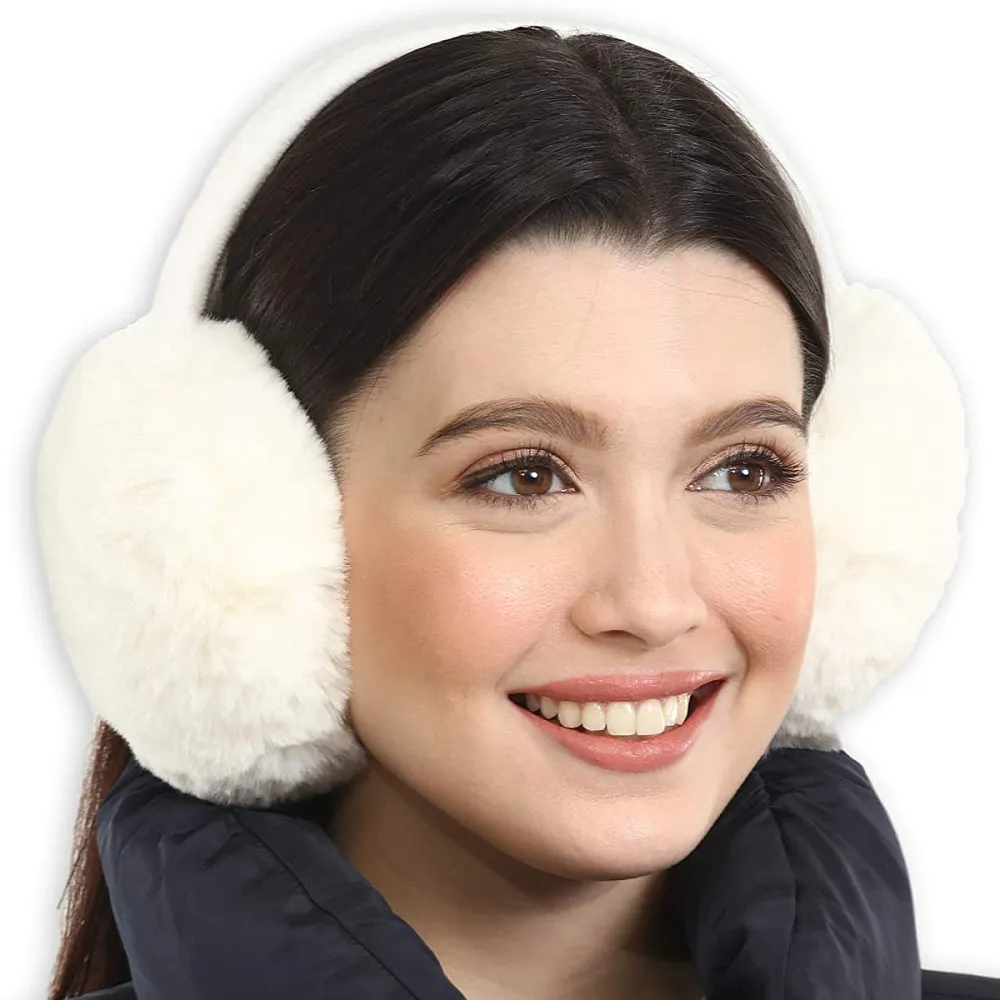 kendall-kylie-jenner-amazon-earmuffs