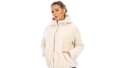 kooosin Women’s Faux Fur Coat with Pockets