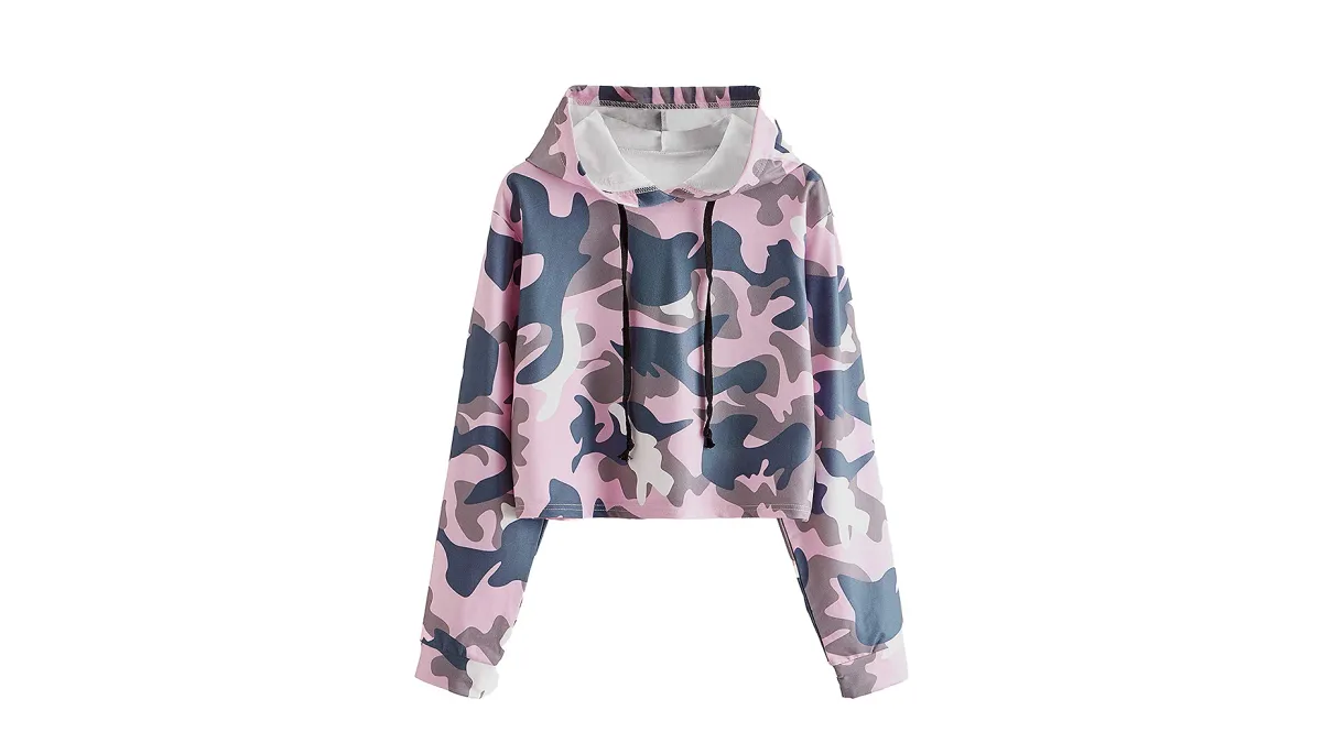MakeMeChic Long-Sleeve Casual Printed Sweatshirt in Camo Pink