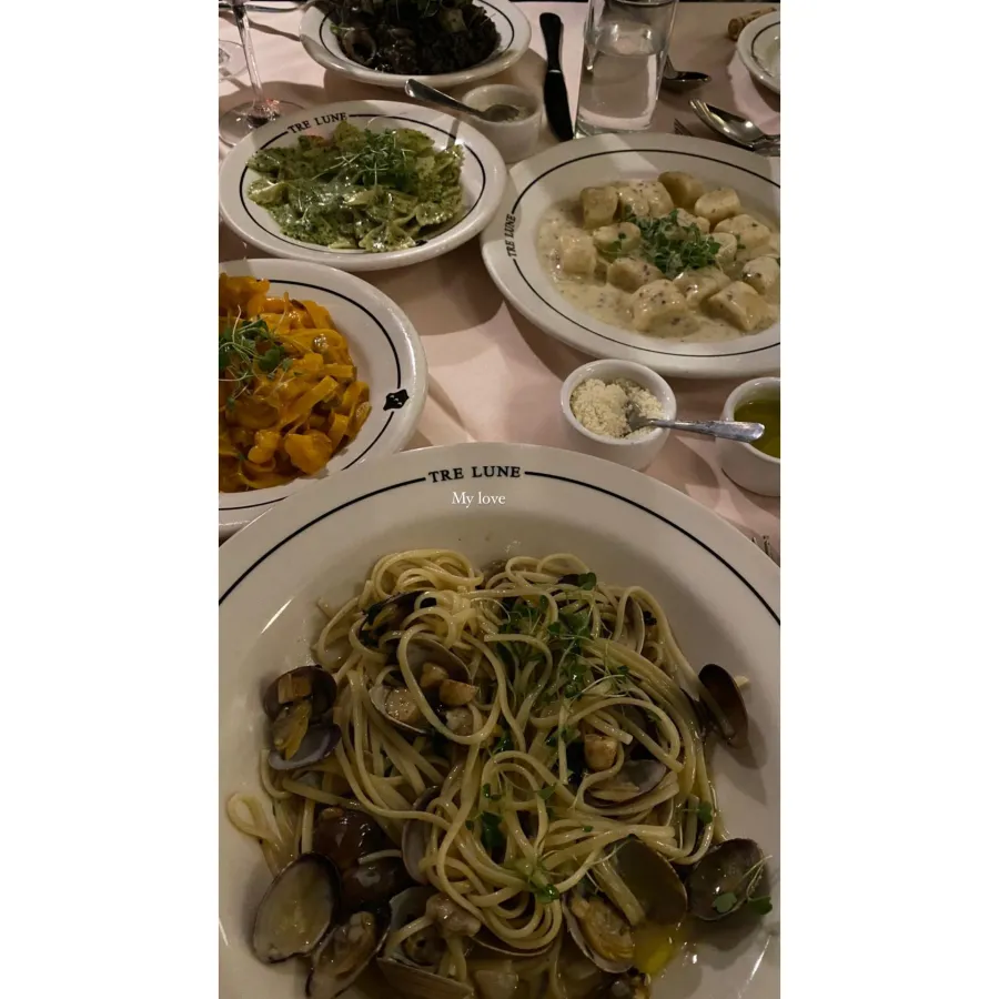 2 Scott Disick and Amelia Hamlin Enjoy Dinner Together After Halloween Date