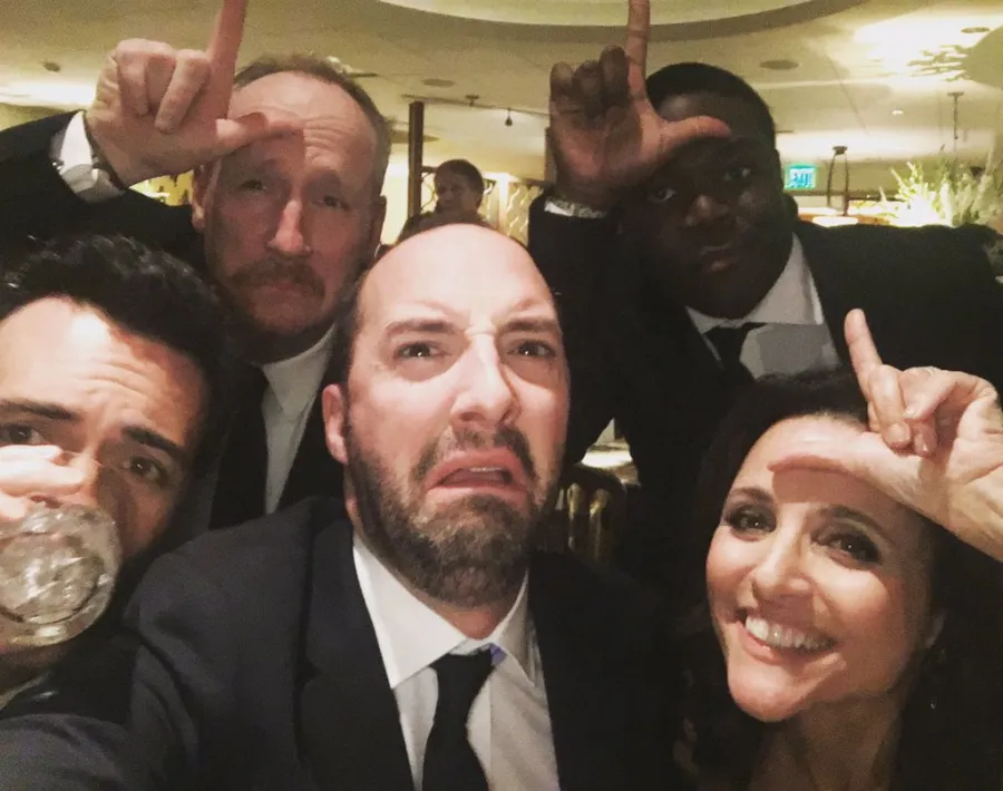 2016 Veep Golden Globes selfies
