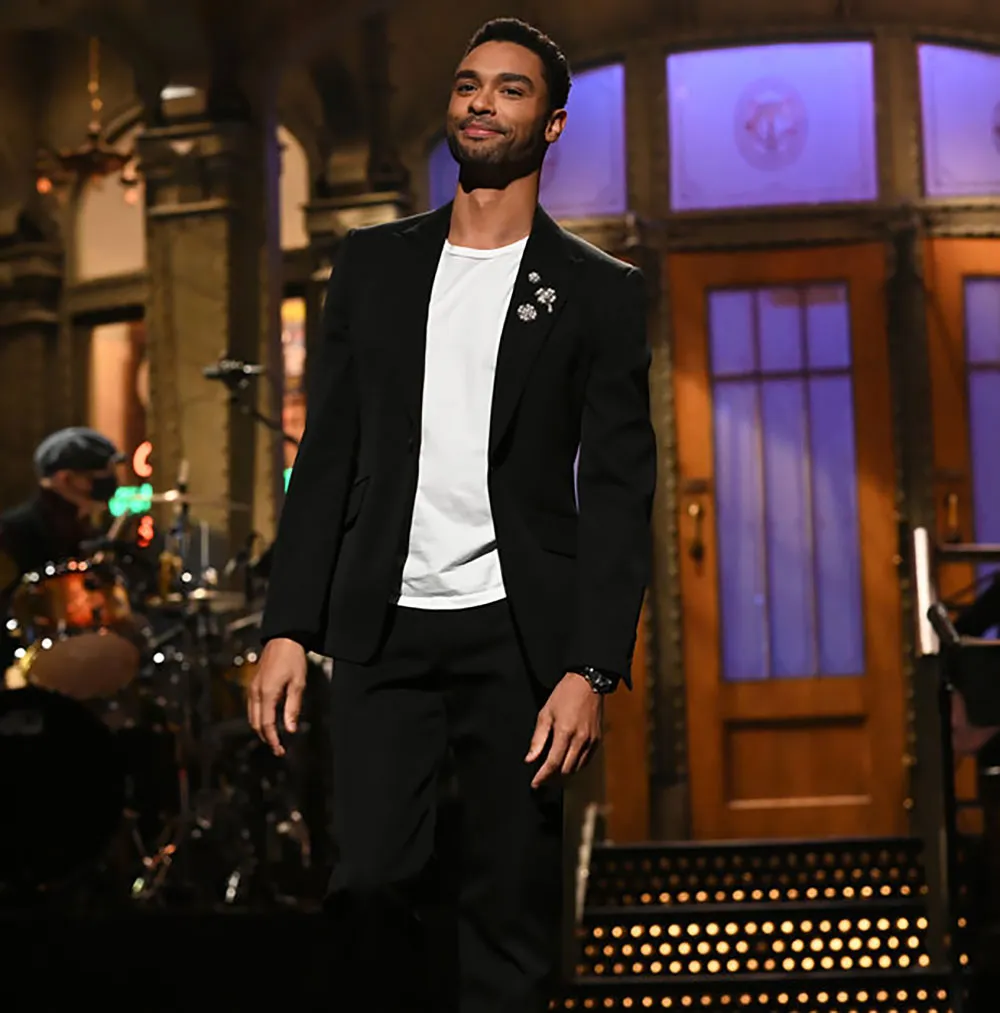 Swoon! Bridgerton&rsquo;s Reg&eacute;-Jean Page Looks Dreamy Hosting SNL: Pics