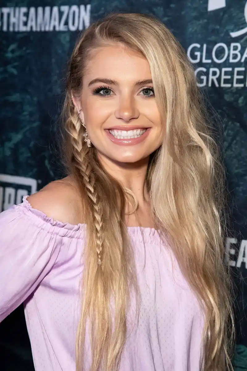 Demi Burnett Hannah Brown Defends Heather Martin Against Mean Girls After Bachelor Arrival