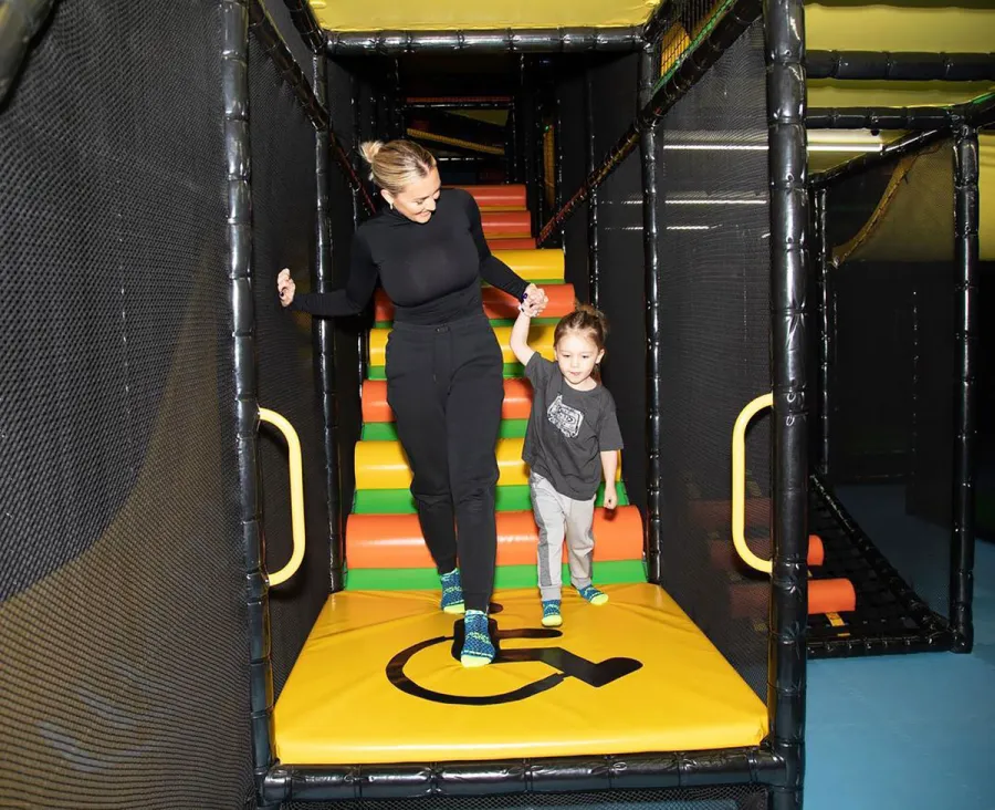 Inside Jason Aldean and Brittany Aldean’s Daughter Navy’s 1st Birthday Party: Pics