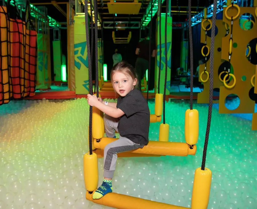 Inside Jason Aldean and Brittany Aldean’s Daughter Navy’s 1st Birthday Party: Pics