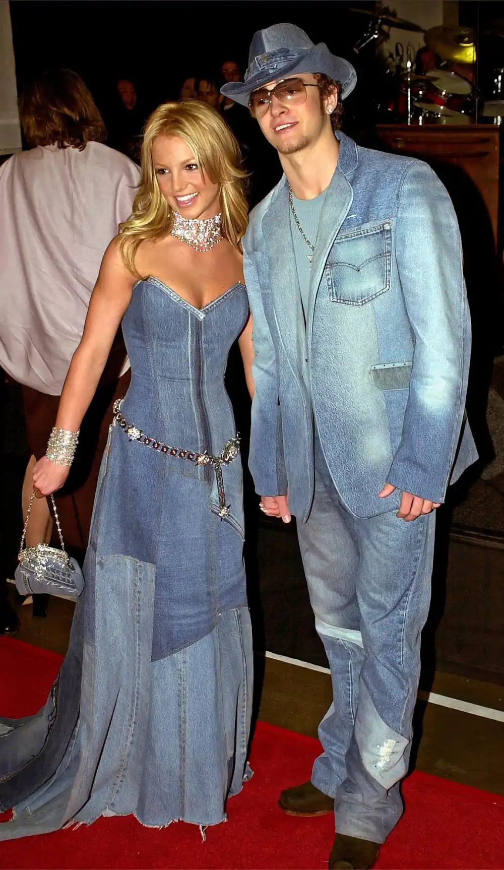 Major Throwback! Justin Timberlake Relives His and Britney&rsquo;s Denim Outfits