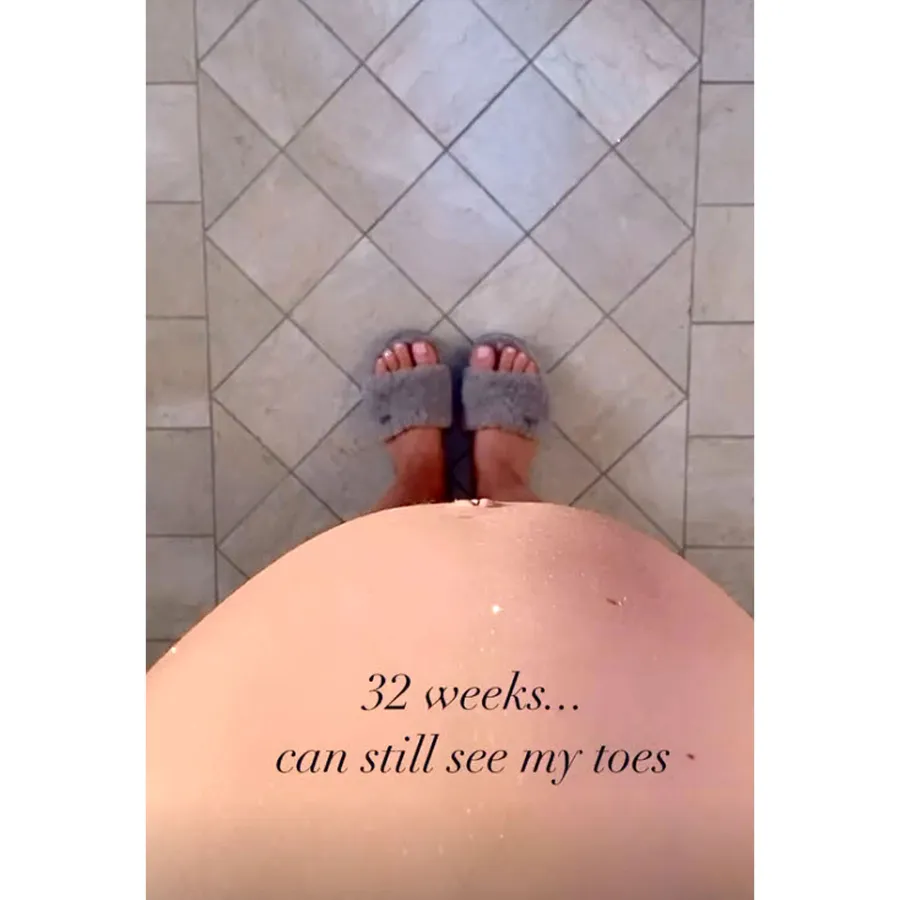 There They Are Krystal Nielson Baby Bump Pics