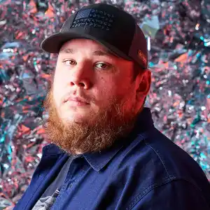 Luke Combs Apologizes After Music Video Featuring Confederate Flag Surfaces