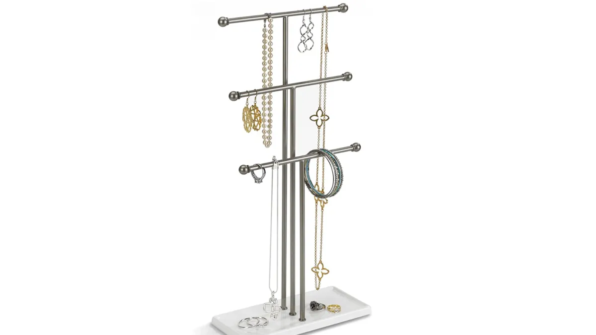 Necklace-Holder